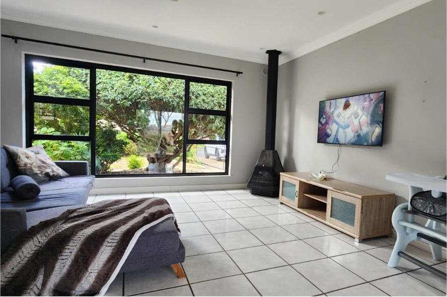 To Let 3 Bedroom Property for Rent in Wellway Park East Western Cape